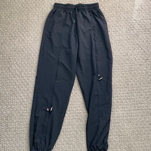 Halara Black Joggers